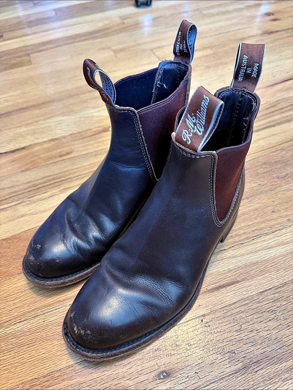 R.M. Williams Made in Australia Brown Leather Chelsea Boots Leather Soles